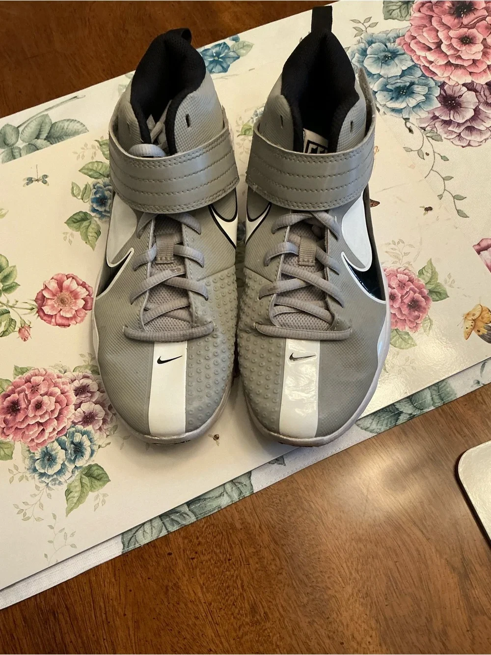 Nike Force Trout Grey 7 Pro Size 5 Youth/37.5 EU